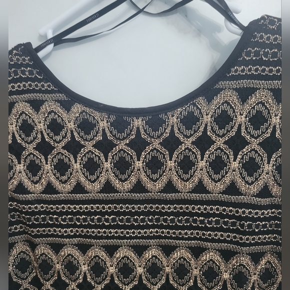 Forever 21 Black & Gold Metallic Bodycon Long Sleeve Dress (Size M) - Picture 3 of 5